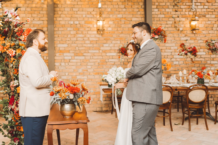 Casamento clássico... Mas nem tanto! Um editorial para noivos autênticos