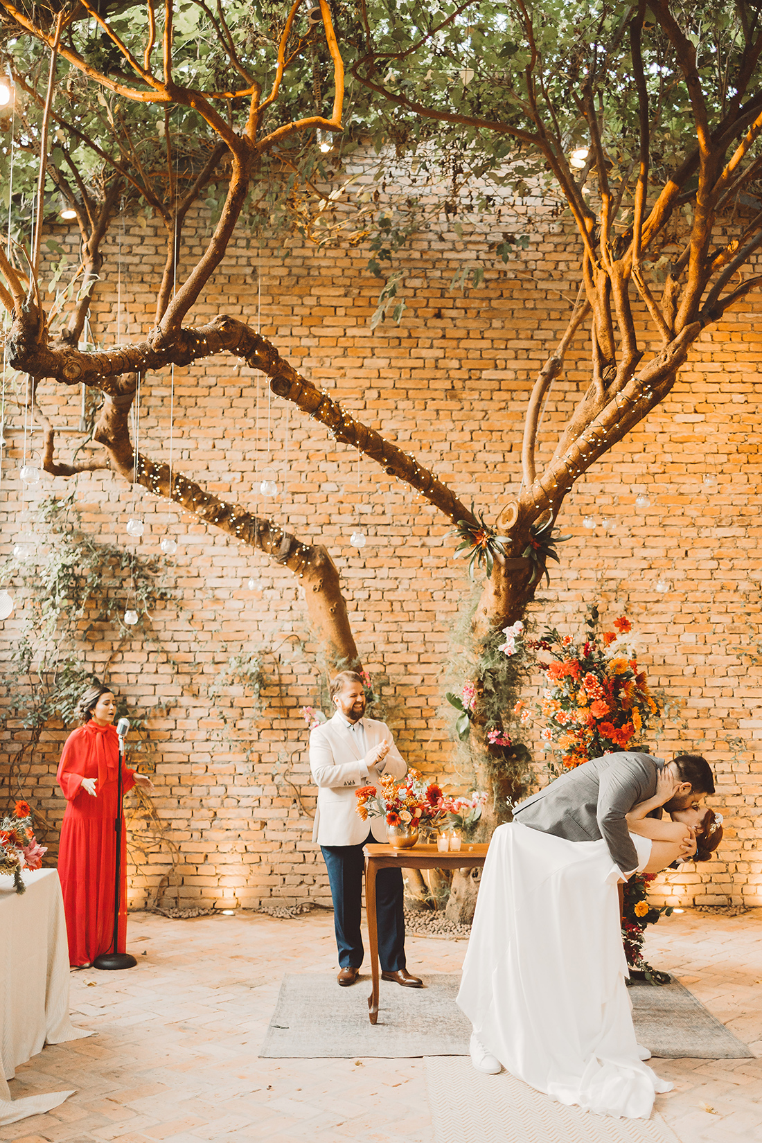 Casamento clássico... Mas nem tanto! Um editorial para noivos autênticos