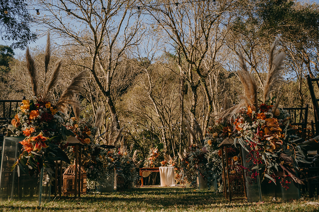 Kelly e Leonardo | Enlace no Ravena Garden: bosque, natureza e muito amor