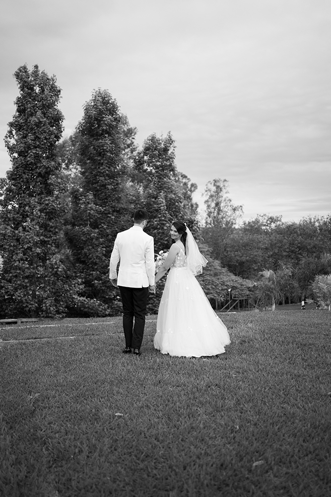 Bruna e Michael | Casamento simples e elegante ao estilos anos 50