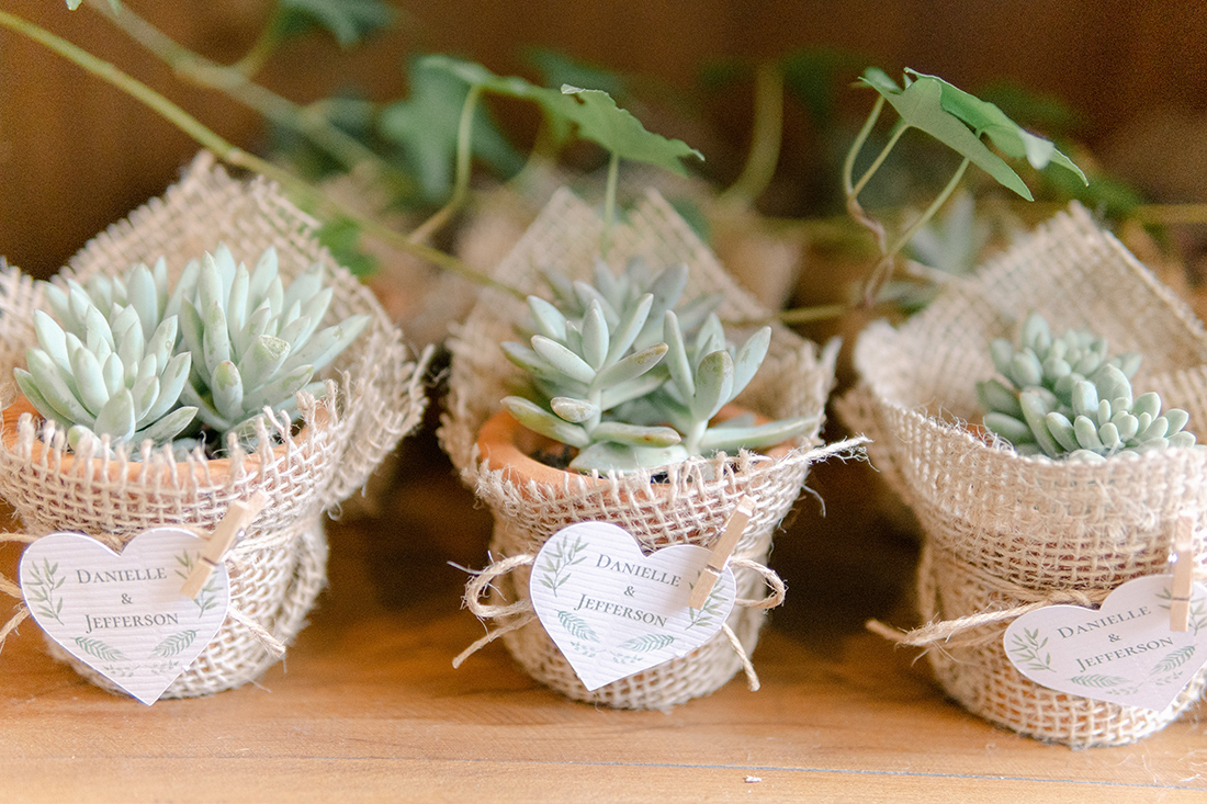 Danielle e Jefferson | Um lindo mini wedding verde e branco