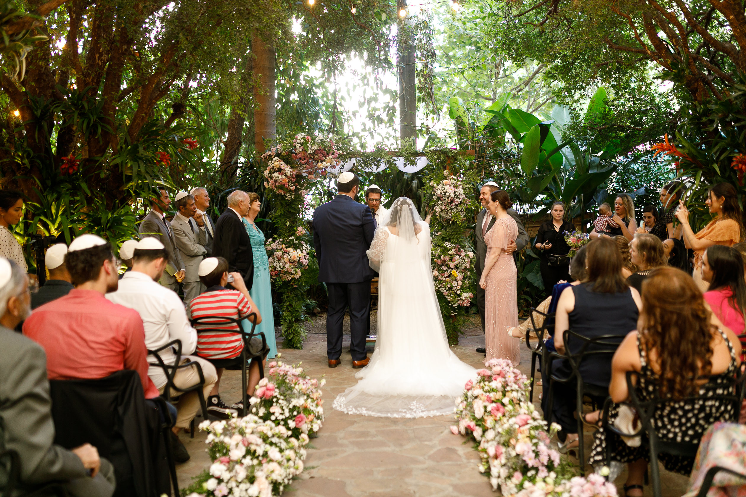 Stephanie e José | Um lindo casamento com clima de jardim