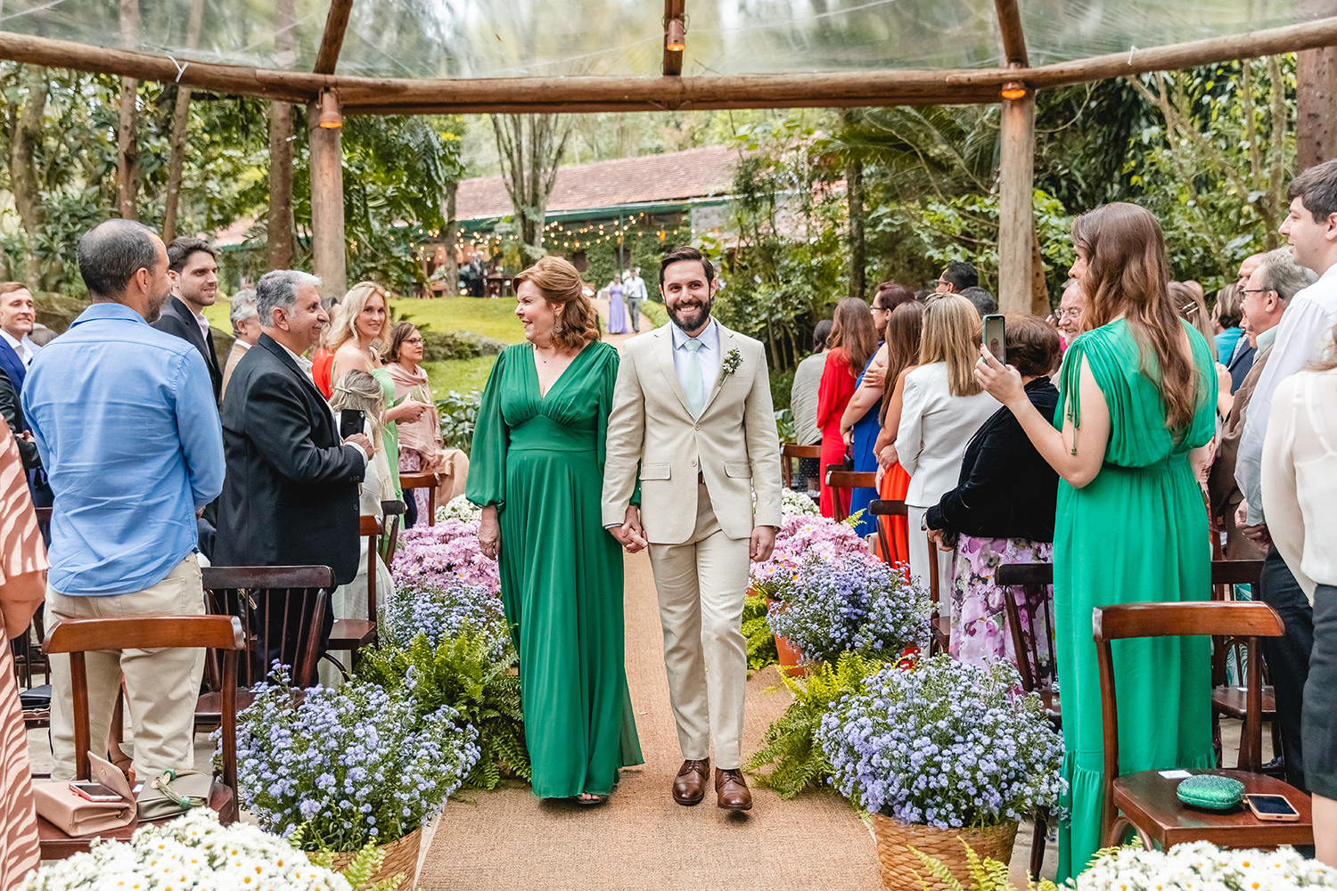 Carol e Renan | Casamento leve e delicado no Haras