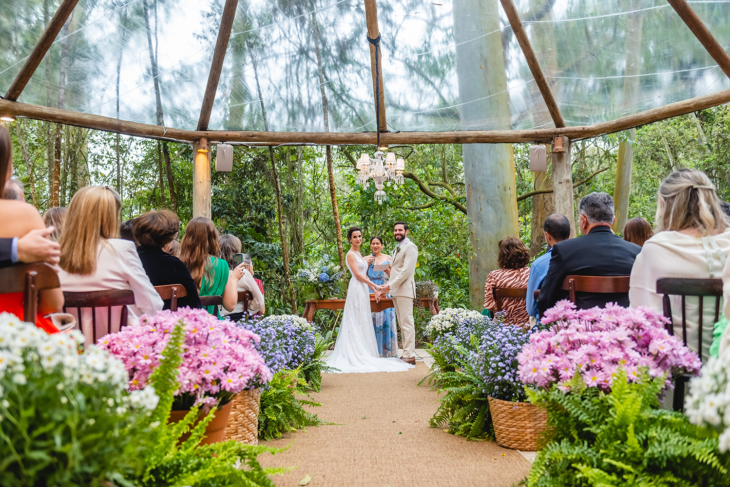 Carol e Renan | Casamento leve e delicado no Haras