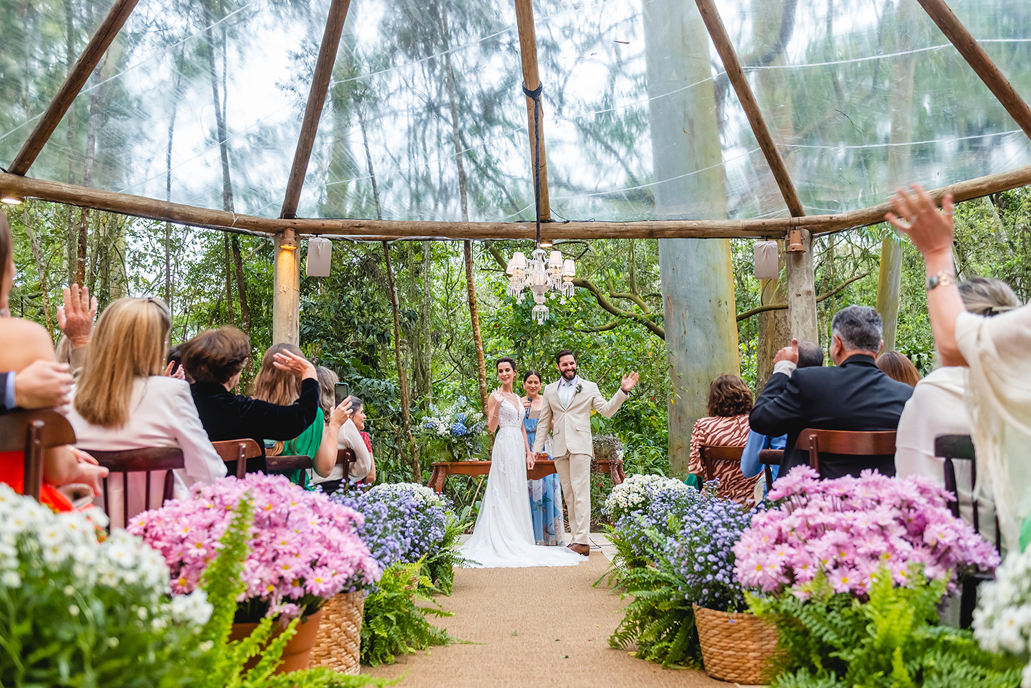 Carol e Renan | Casamento leve e delicado no Haras