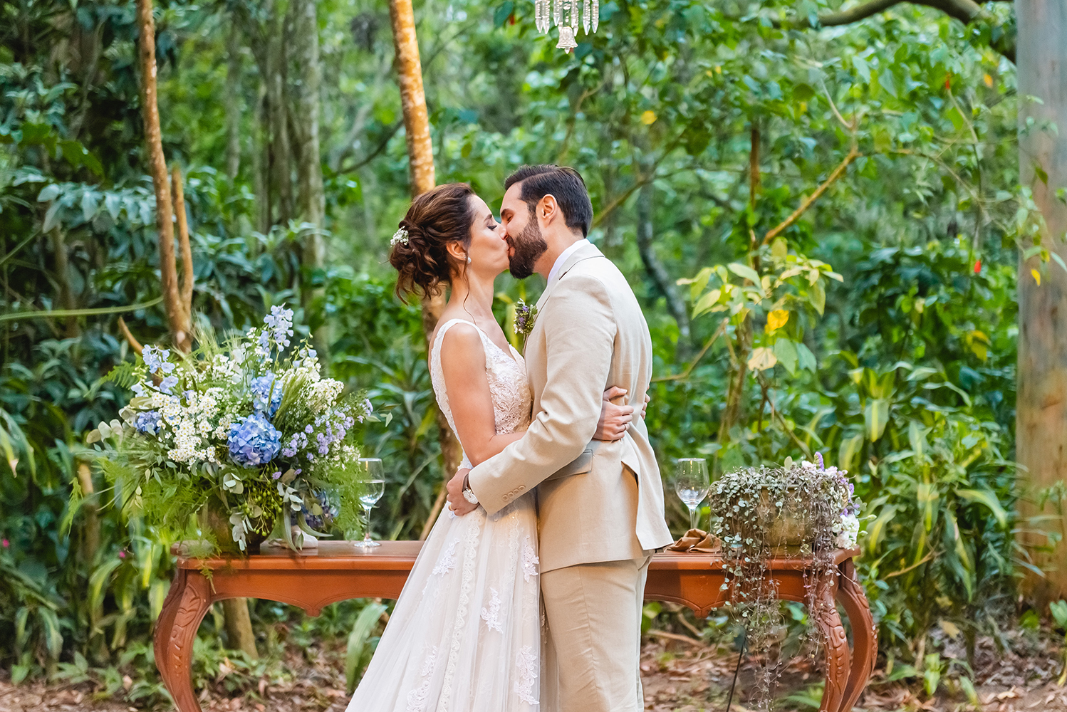 Carol e Renan | Casamento leve e delicado no Haras