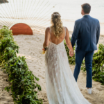 Casamento pé na areia na Casa de Canoa - Noiva de praia