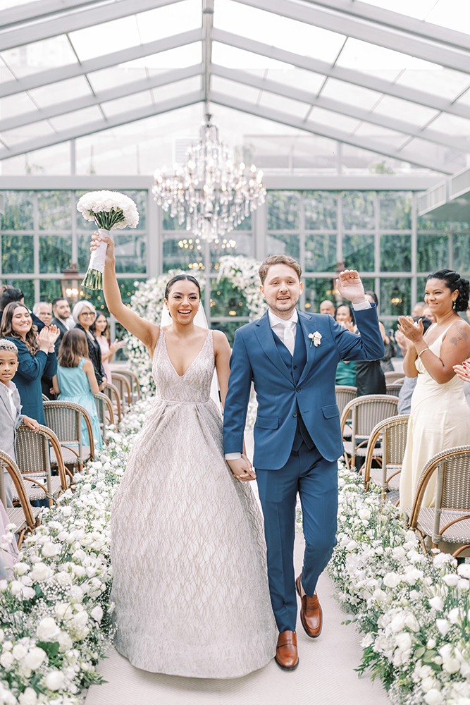 Renan e Rebeca | O amor venceu: casamento verde e branco no Botânico Quintal