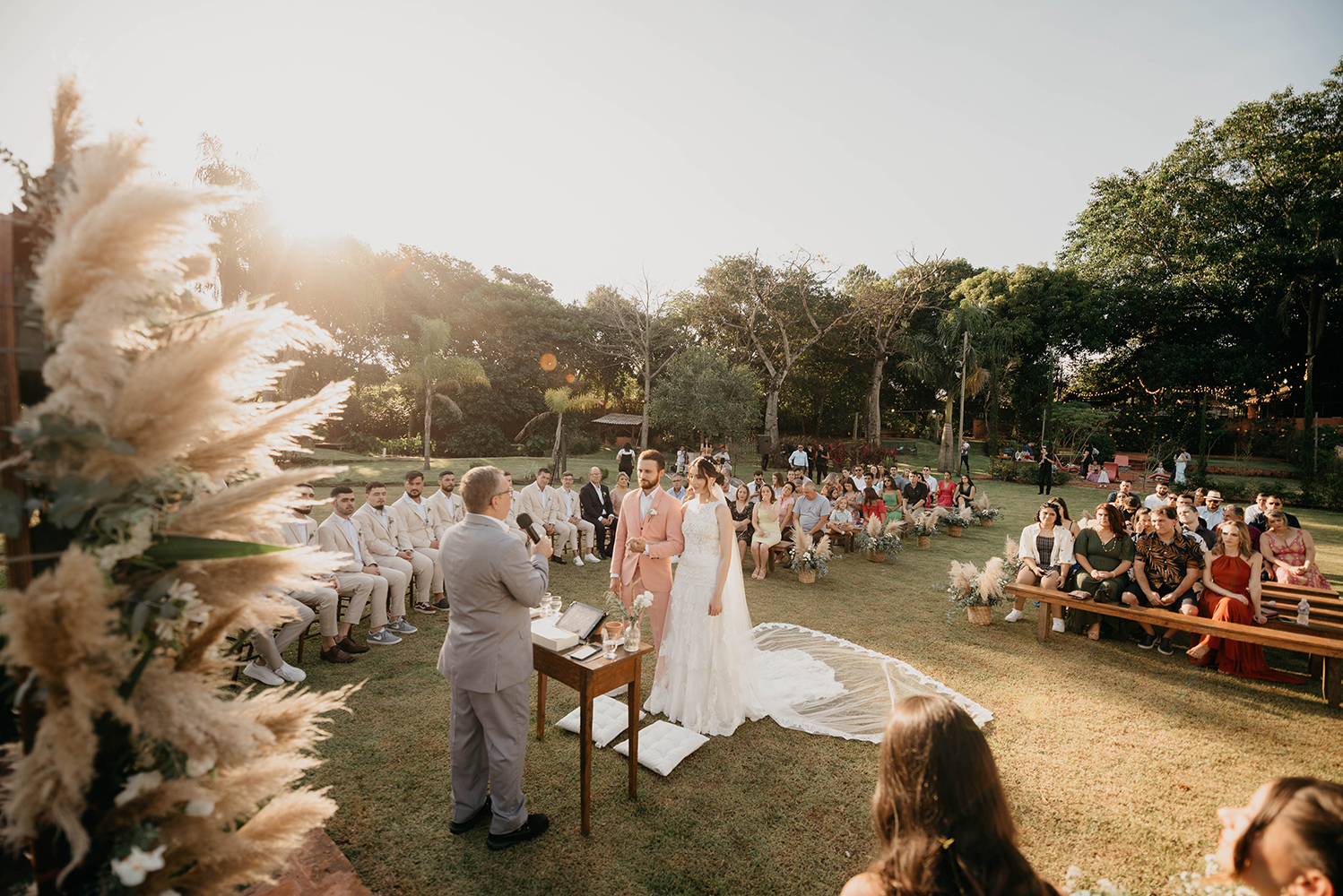 Rafaela e Felipe | Casamento ao ar livre, por Victor Silvério e Diana Taramelli