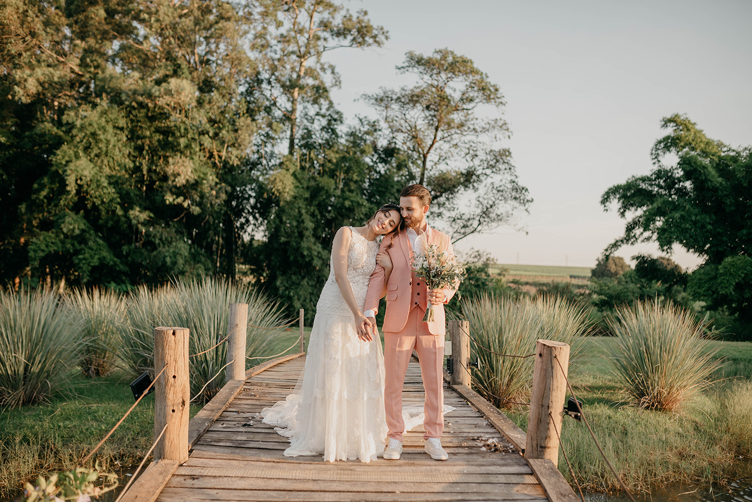 Rafaela e Felipe | Casamento ao ar livre, por Victor Silvério e Diana Taramelli