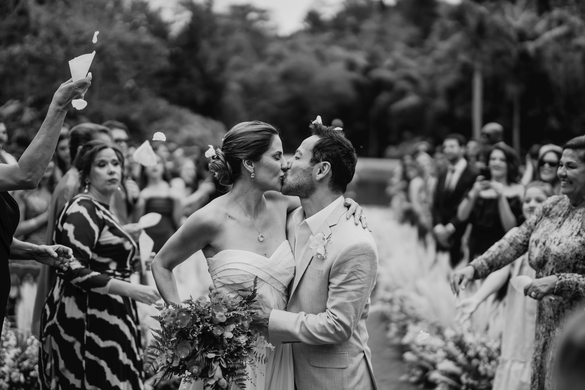 Rafaela Mandelli e Rodrigo Leonardo | Casamento elegante no campo, por Victor Alvarenga - Ville La Rochelle