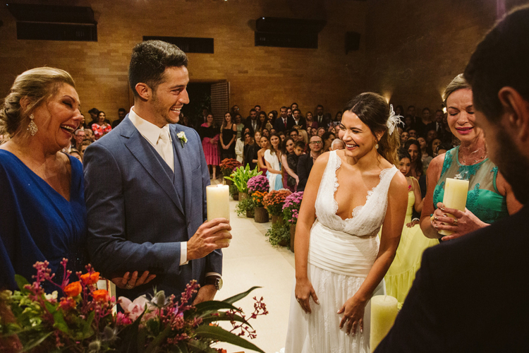 Gabi e Marcelo | Casamento contemporâneo, leve e divertido, por Stéfanie Belo