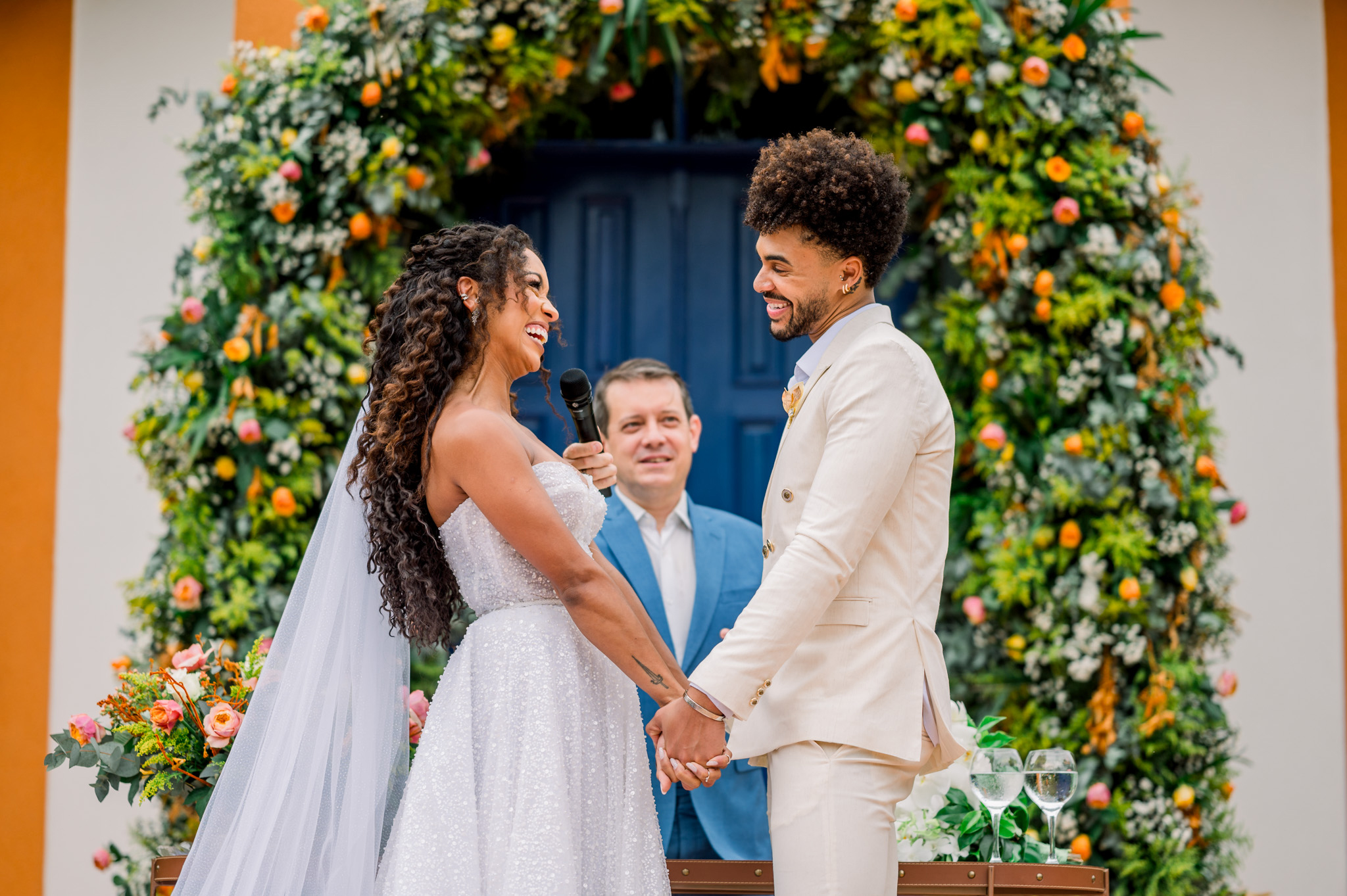 Camila Lobo e Caio Duarte | Casamento vibrante na Fazenda Dona Inês