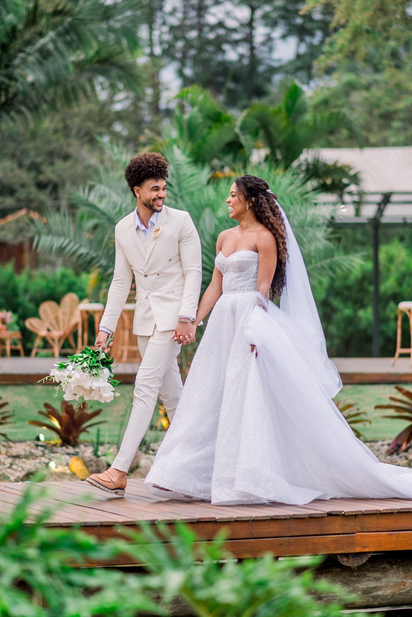 Camila Lobo e Caio Duarte | Casamento vibrante na Fazenda Dona Inês