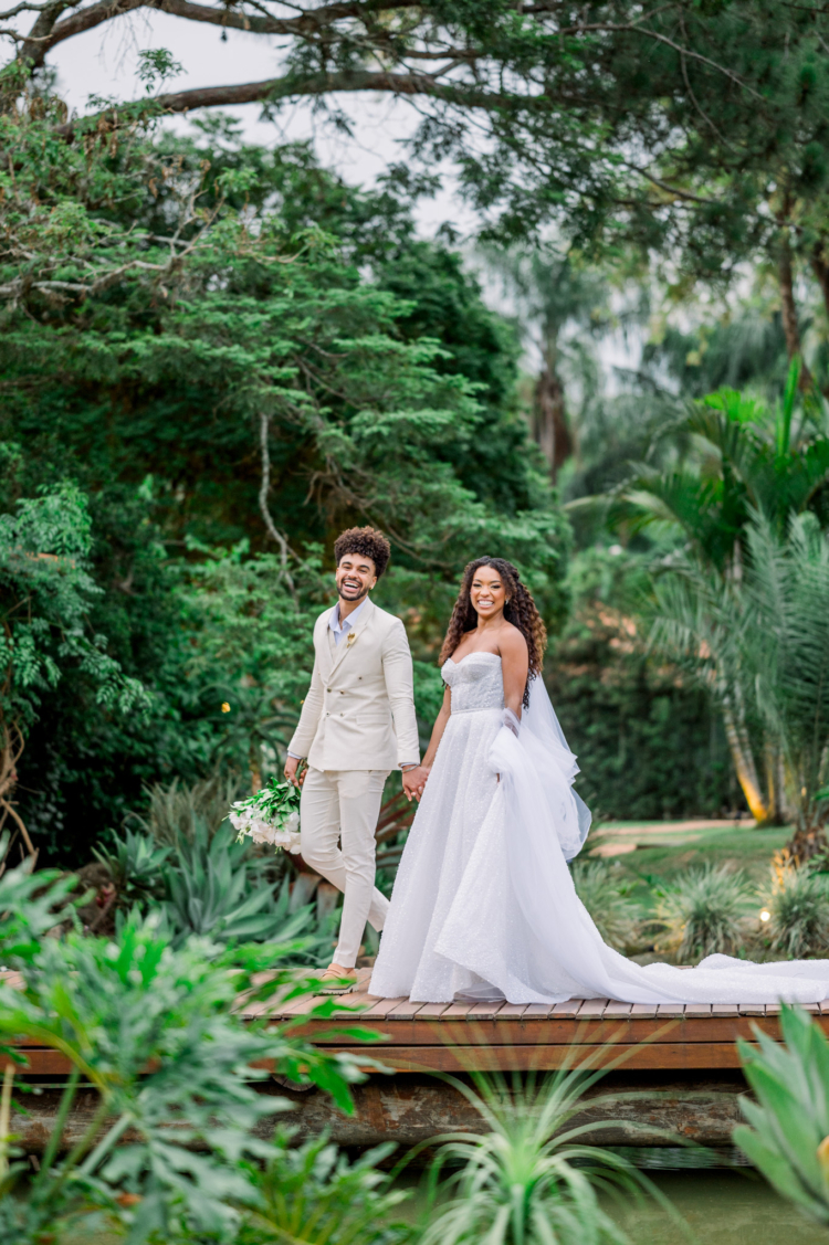 Camila Lobo e Caio Duarte | Casamento vibrante na Fazenda Dona Inês