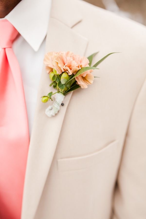 Peach Fuzz | Como usar a cor Pantone 2024 no seu casamento