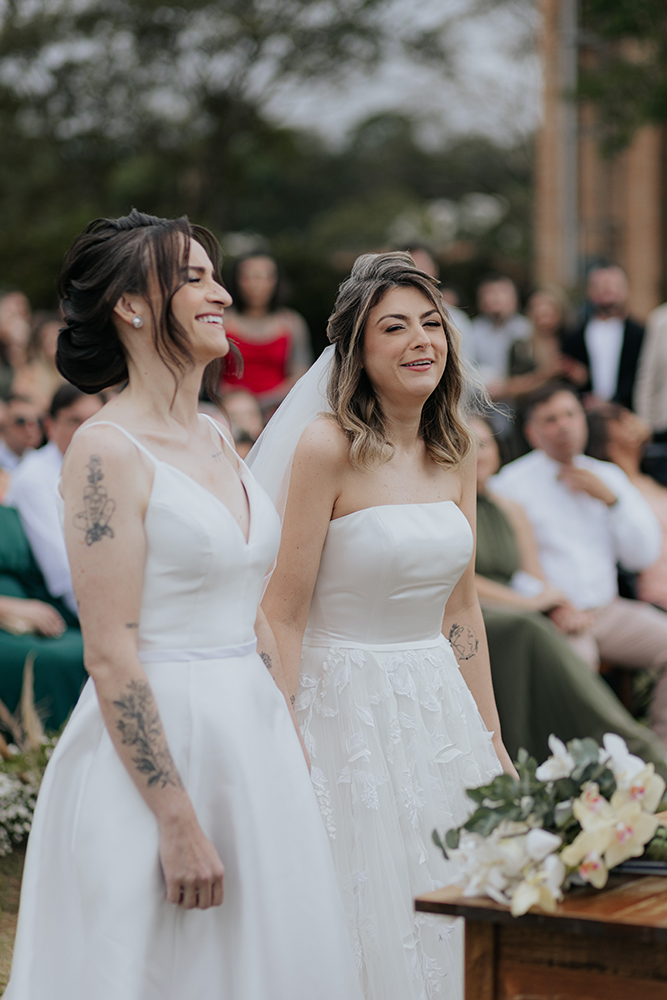 Daiana e Fernanda | Duas noivas e um lindo casamento no campo, por Manga Rosa