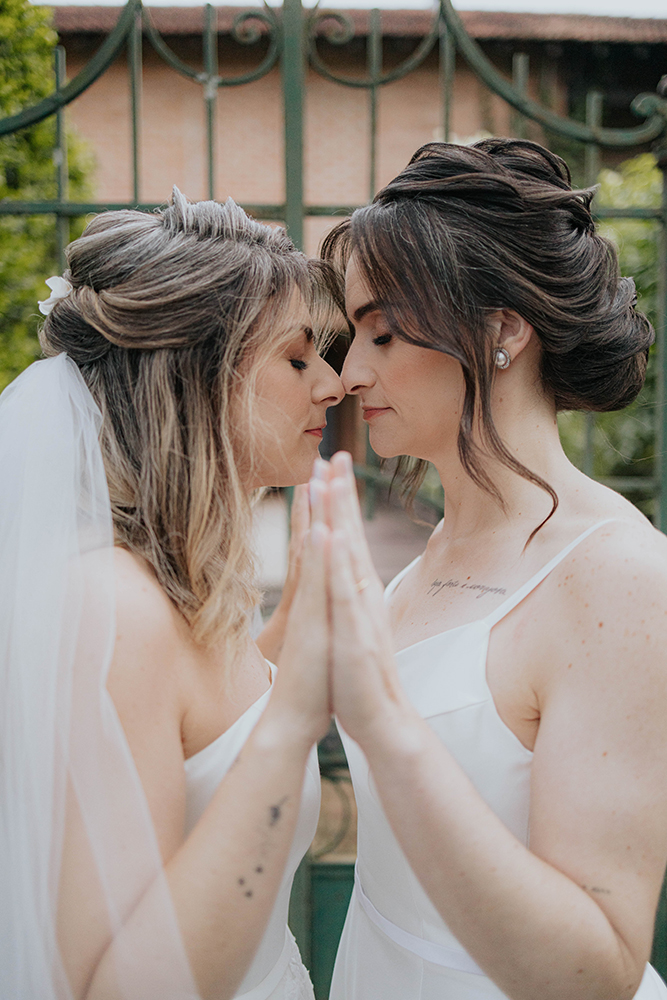 Daiana e Fernanda | Duas noivas e um lindo casamento no campo, por Manga Rosa