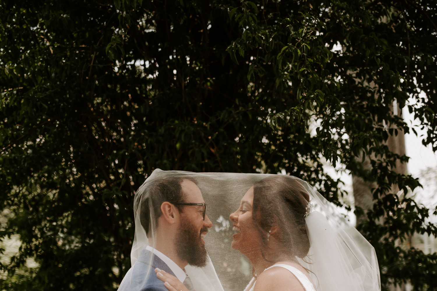 Raphaela & Heitor| Casamento no campo com decoração verde e branco