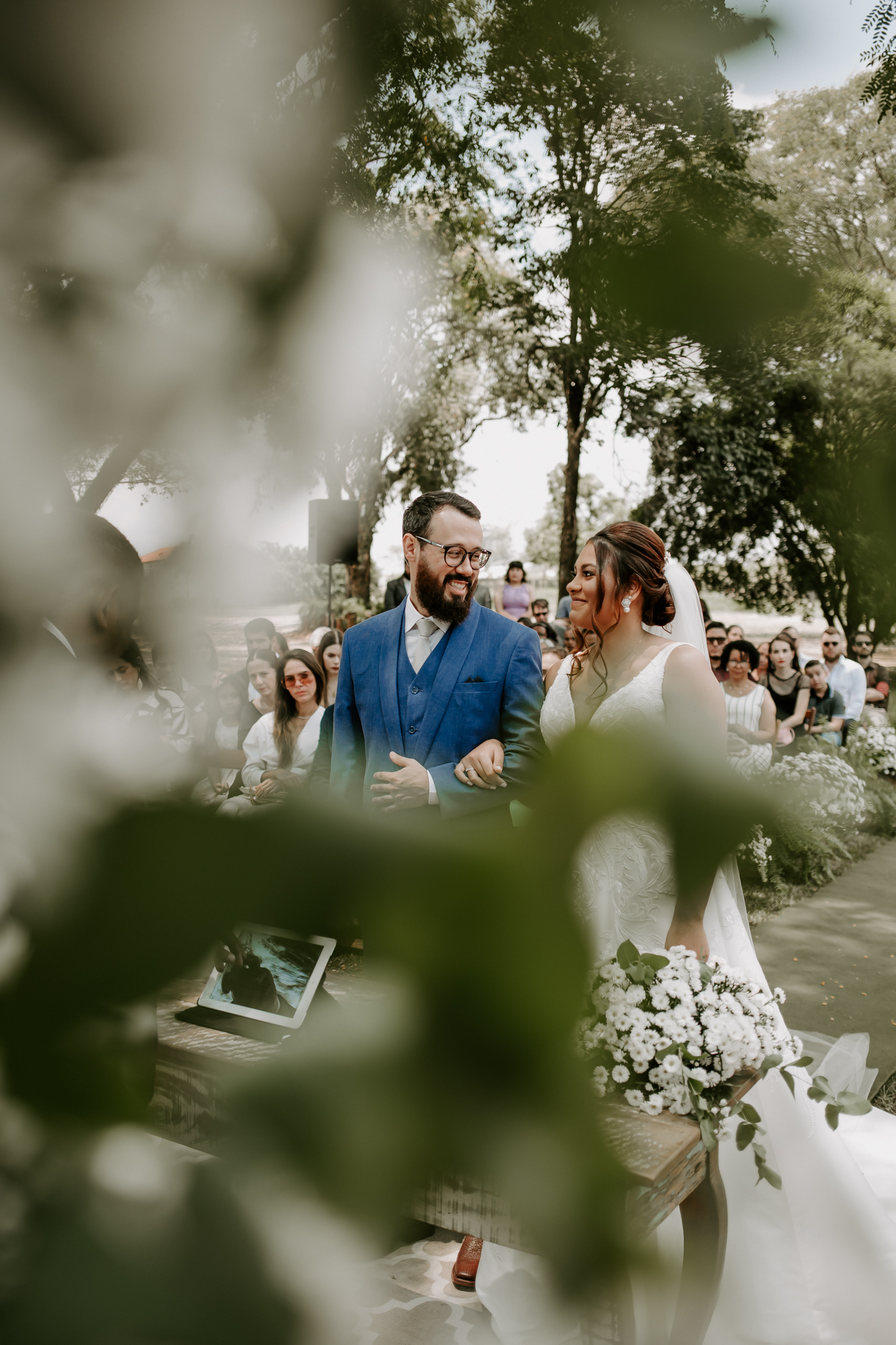 Raphaela & Heitor| Casamento no campo com decoração verde e branco