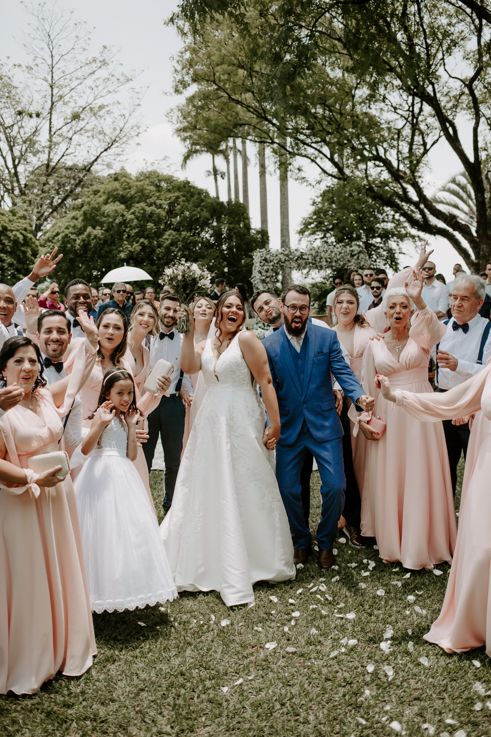 Raphaela & Heitor| Casamento no campo com decoração verde e branco