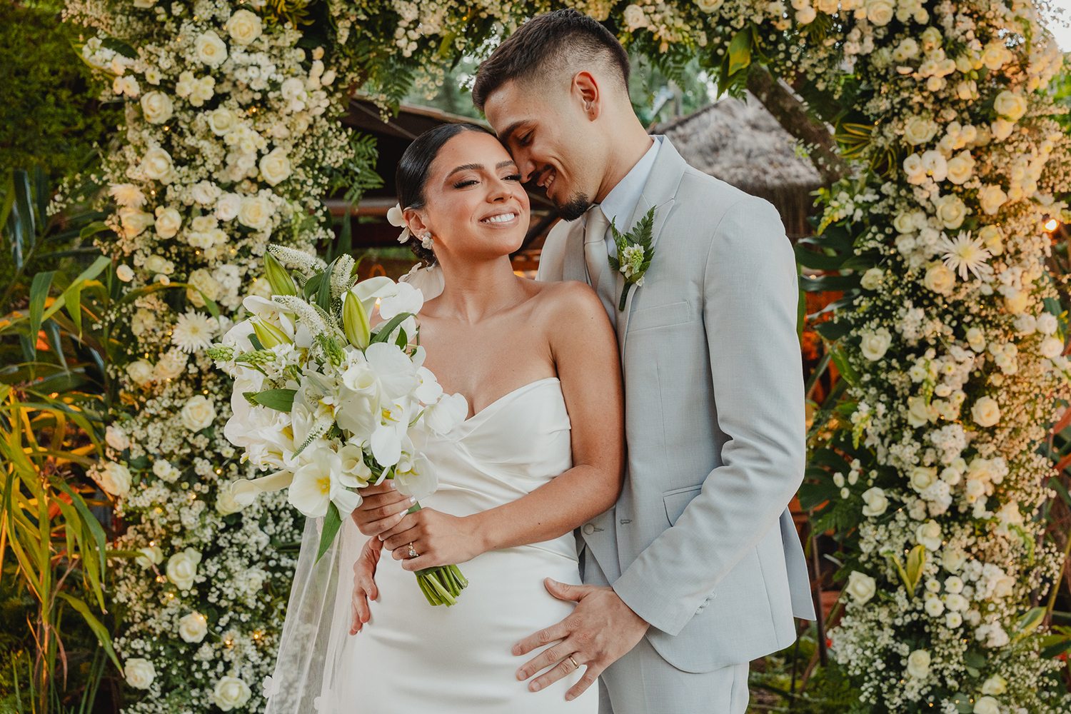 Giulia e André | Casamento leve e cercado de natureza no Rancho Santa Maria