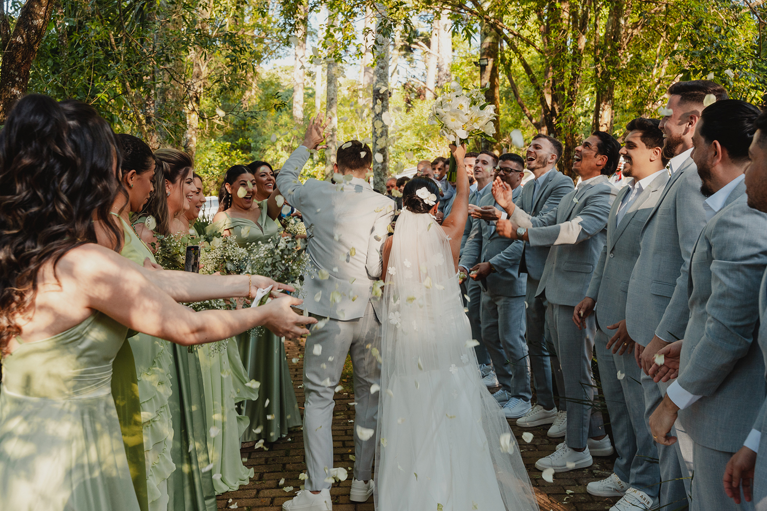 Giulia e André | Casamento leve e cercado de natureza no Rancho Santa Maria