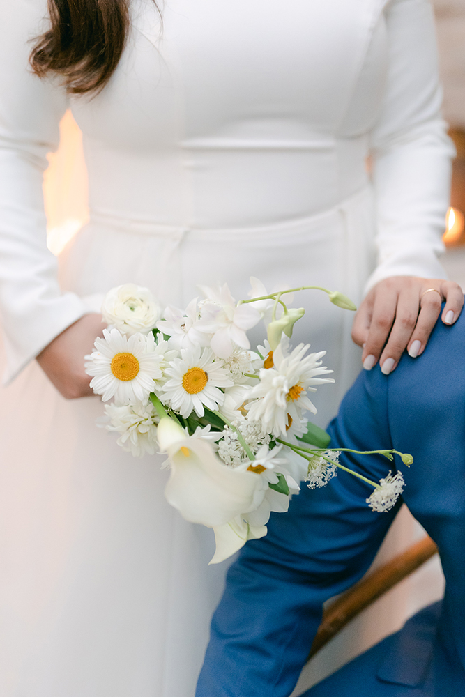 Cássia Quinsler e Guilherme Biondo | Casamento aconchegante no Botânico Quintal