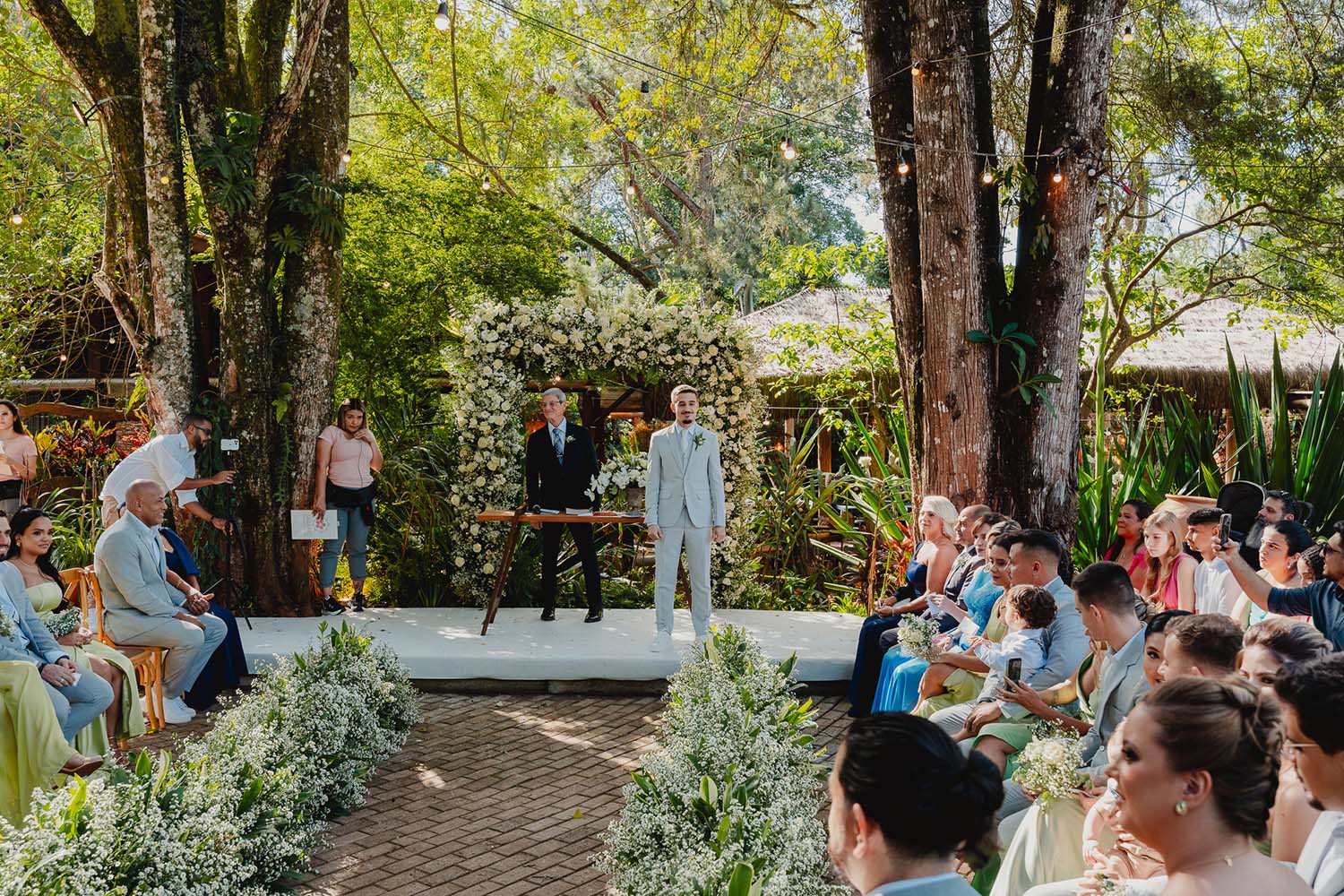 Giulia e André | Casamento leve e cercado de natureza no Rancho Santa Maria