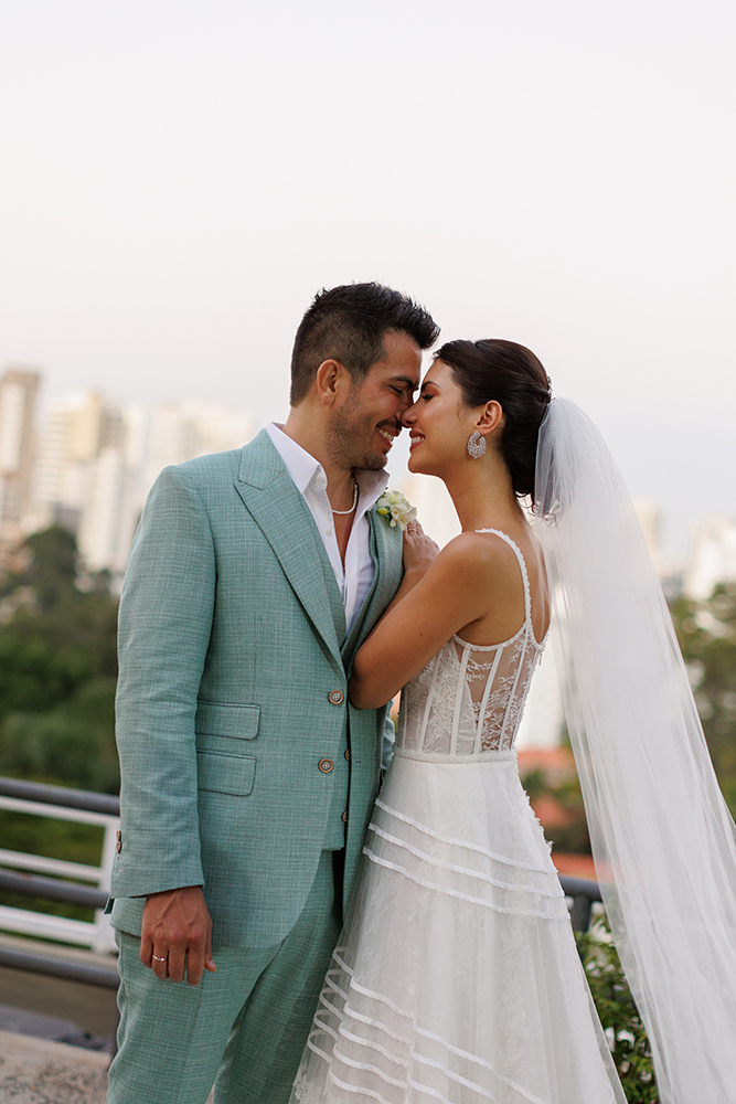 Laíssa e Thiago | Casamento urban jungle na Cosy Casa Mirante