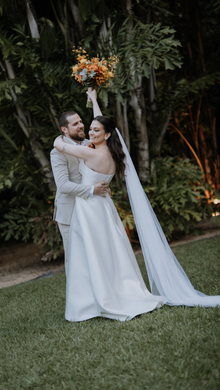 Letícia e Lucas | Casamento vibrante no campo, por Bella Flor