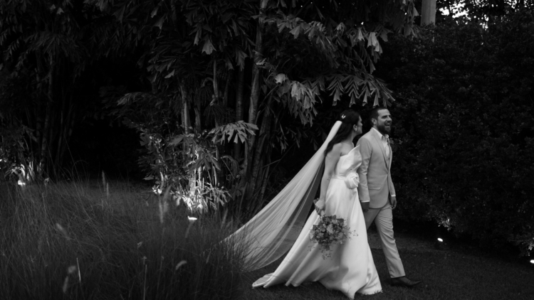 Letícia e Lucas | Casamento vibrante no campo, por Bella Flor