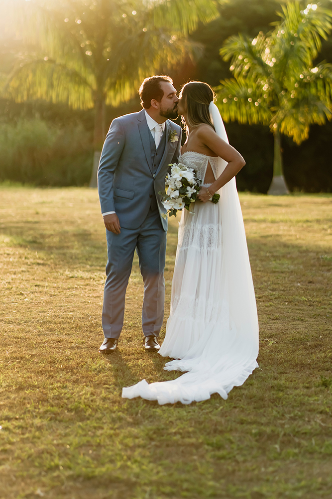 Paula e Samir | Casamento com cerimônia ao ar livre e festa animada