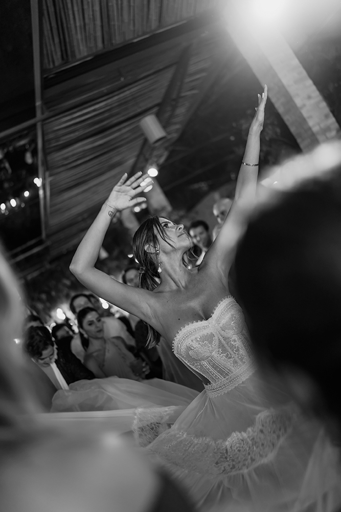 Paula e Samir | Casamento com cerimônia ao ar livre e festa animada