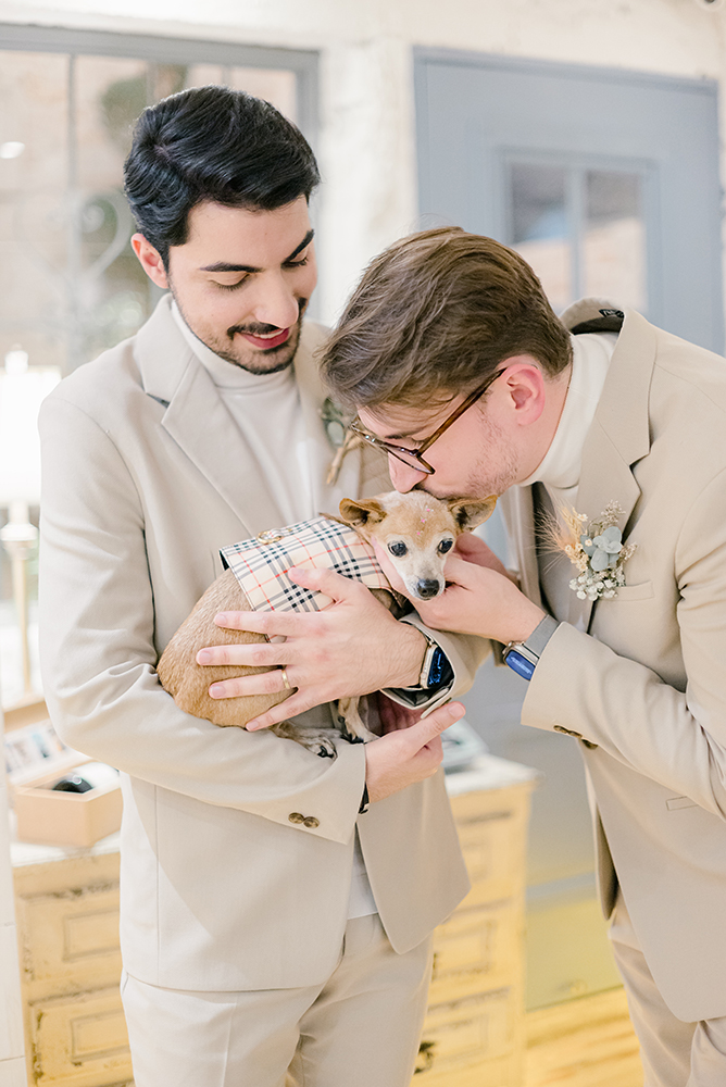 Alex e Caio | Home wedding: casamento civil na Casinha Quintal