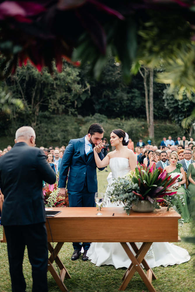 Patricia e Marco | Casamento vibrante na fazenda, por EH Assessoria