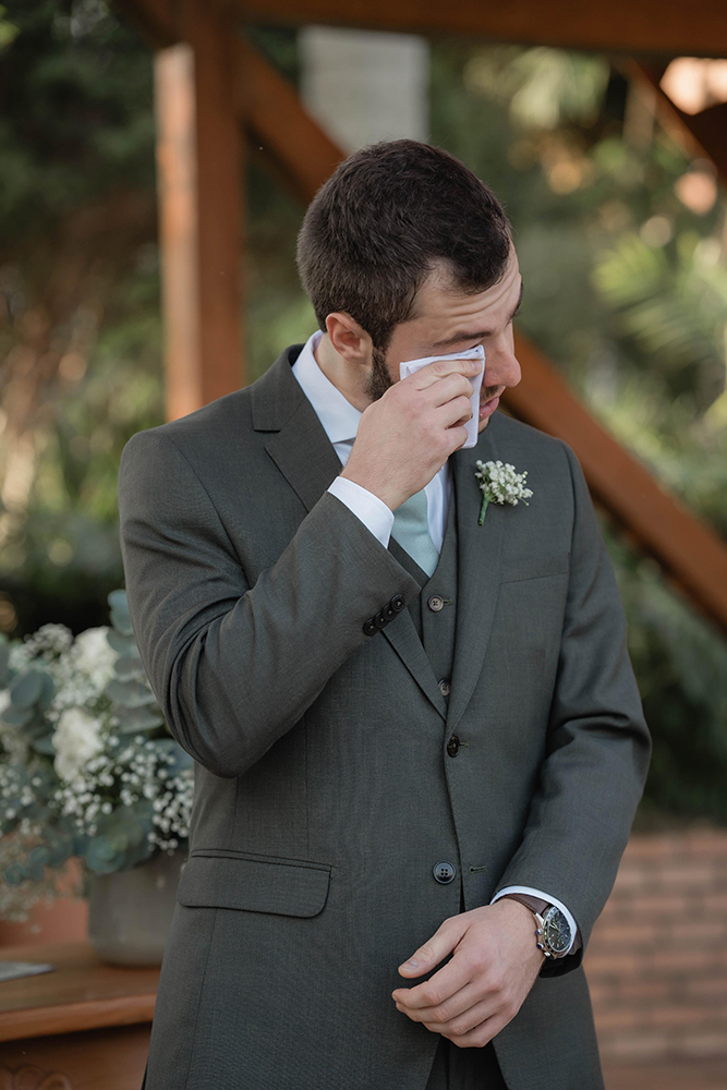 Priscila e Lucas | Casamento leve com cerimônia ao ar livre