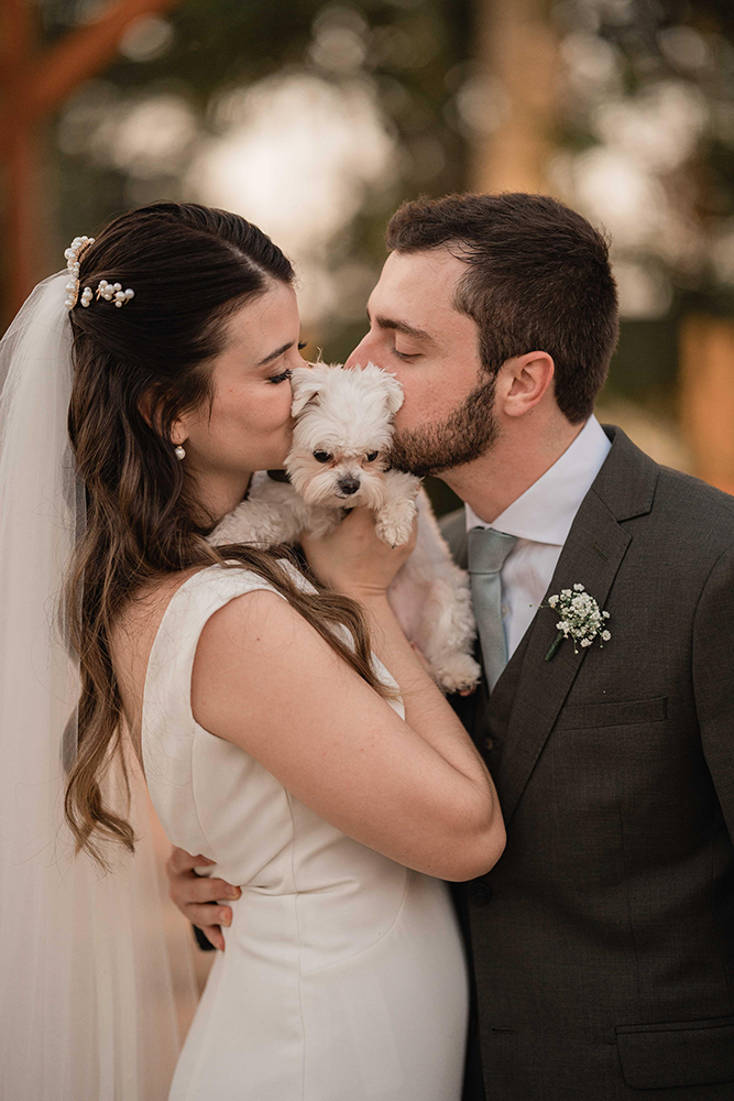 Priscila e Lucas | Casamento leve com cerimônia ao ar livre