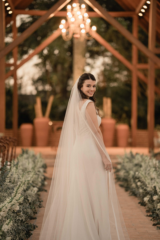 Priscila e Lucas | Casamento leve com cerimônia ao ar livre