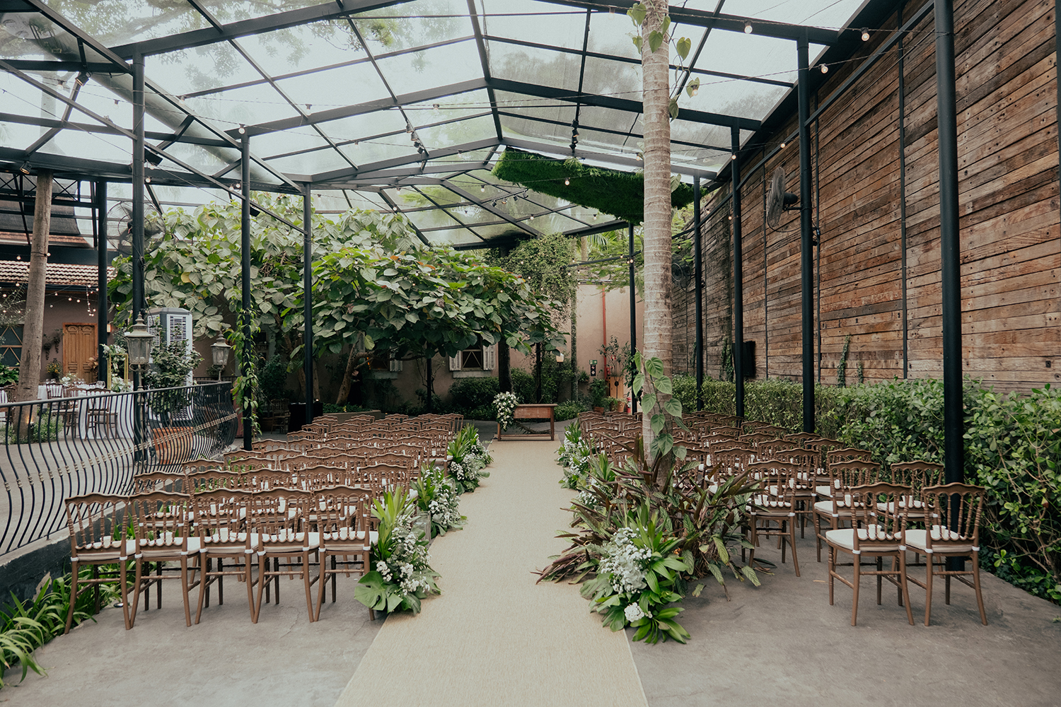 Douglas e Lorrany | Casamento com autenticidade: lindo, leve e moderno