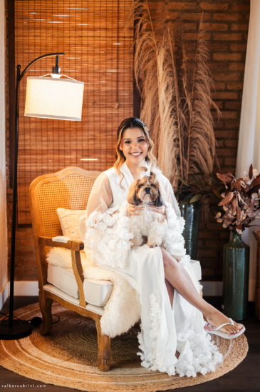 Camila e Renato - Casamento colorido no campo por Tatiane Albini 05