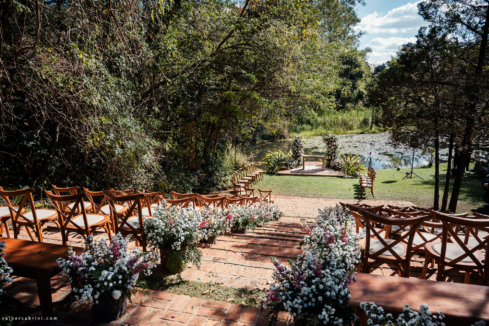 Camila e Renato - Casamento colorido no campo por Tatiane Albini 16