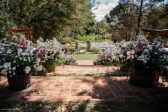 Camila e Renato - Casamento colorido no campo por Tatiane Albini 17