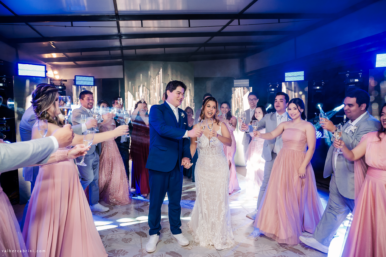 Camila e Renato - Casamento colorido no campo por Tatiane Albini 58