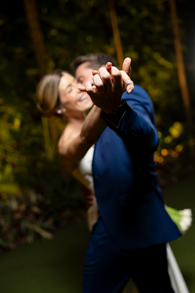 Gisele & Henrique | Casamento elegante com festa animada, por Asher Eventos