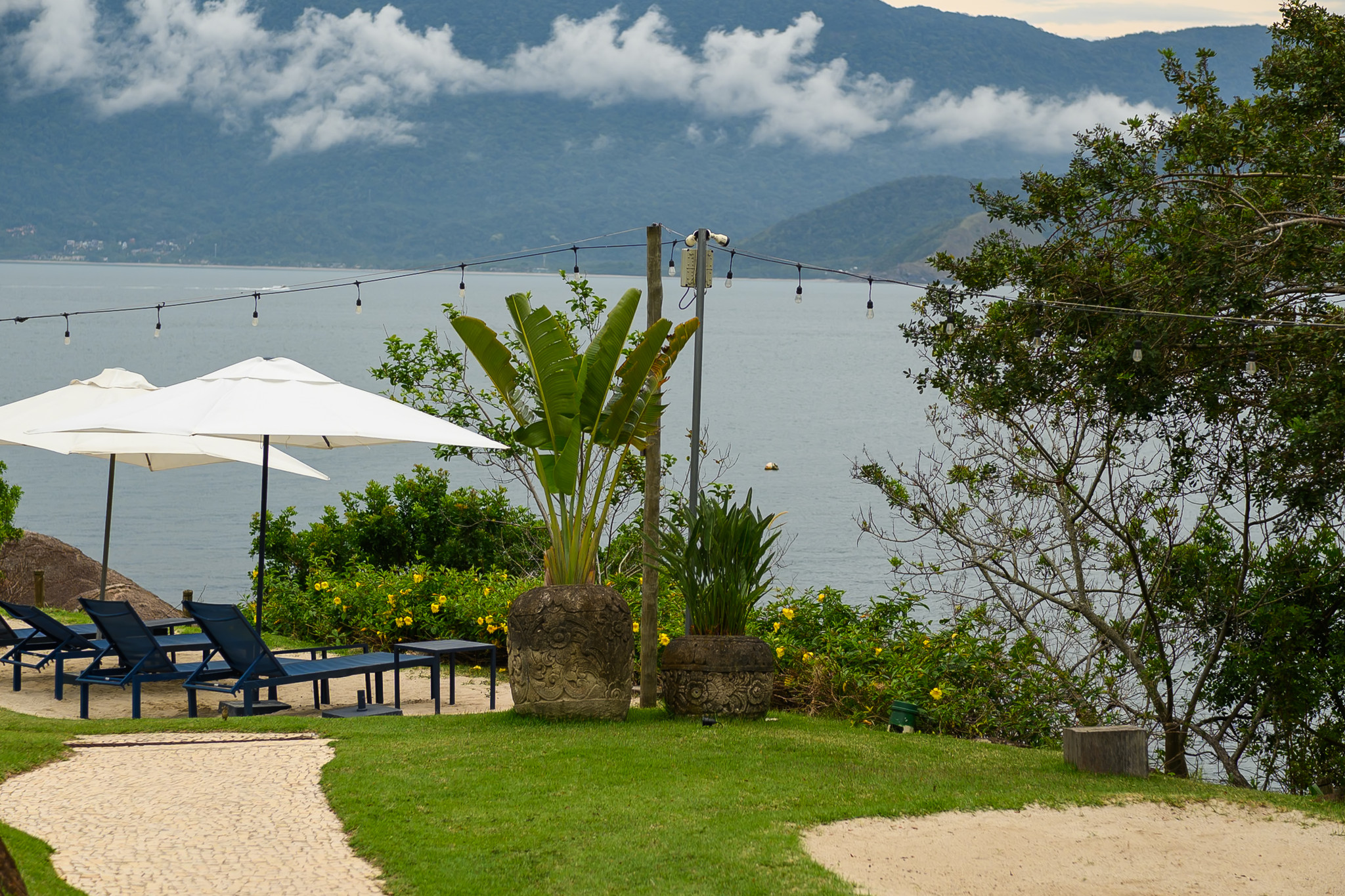 Maria Orlova e Thiago | Sim na Casa di Sirena Ilhabela