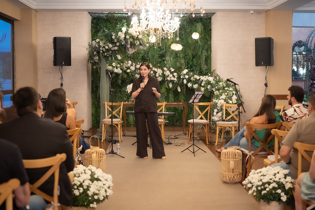 N.A Música - Experiência Menegato no Espaço Zabeu