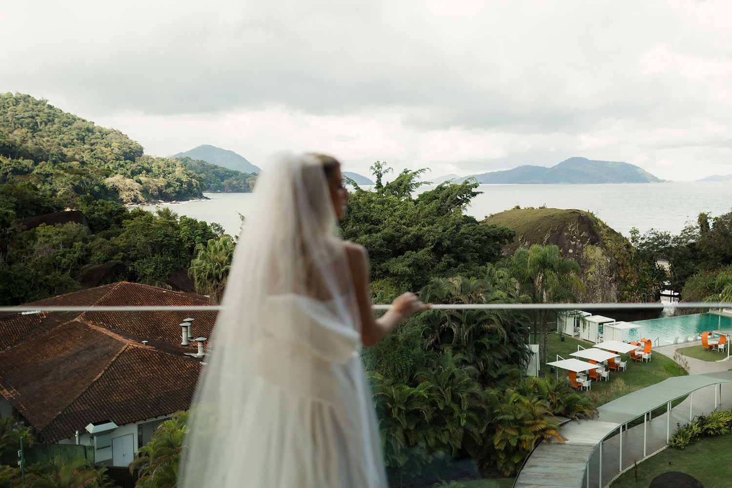 Débora e Johnny | Destination wedding no Club Med Rio das Pedras por Múltipla Eventos