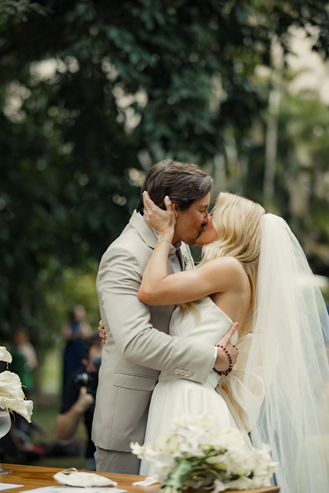 Débora e Johnny | Destination wedding no Club Med Rio das Pedras por Múltipla Eventos