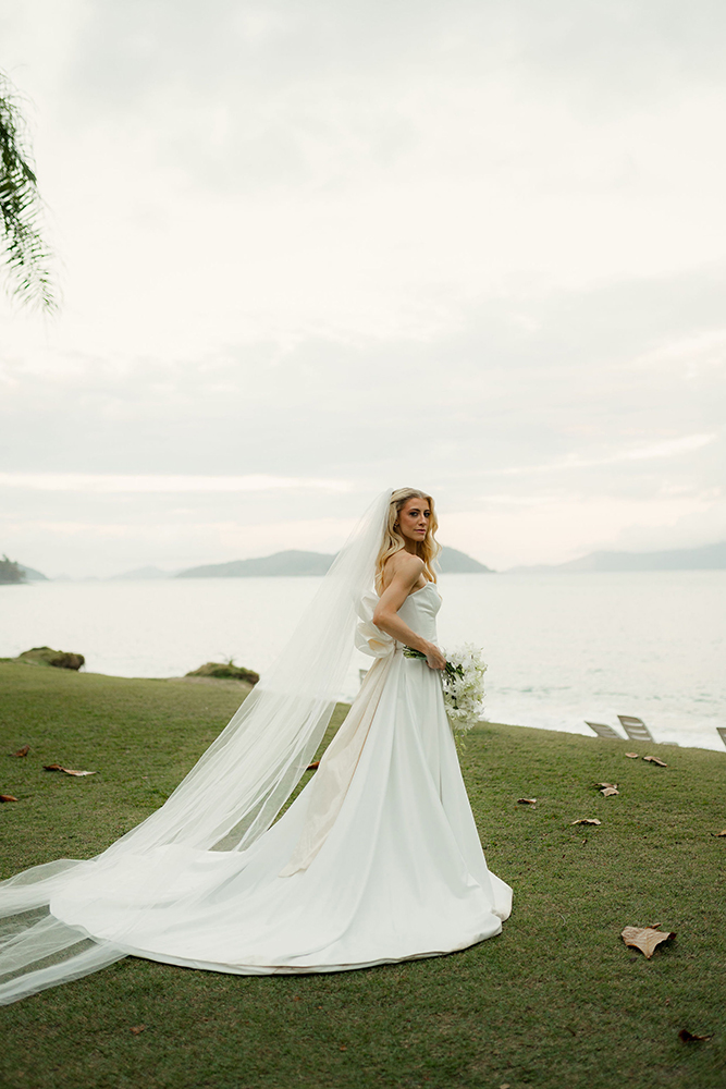 Débora e Johnny | Destination wedding no Club Med Rio das Pedras por Múltipla Eventos